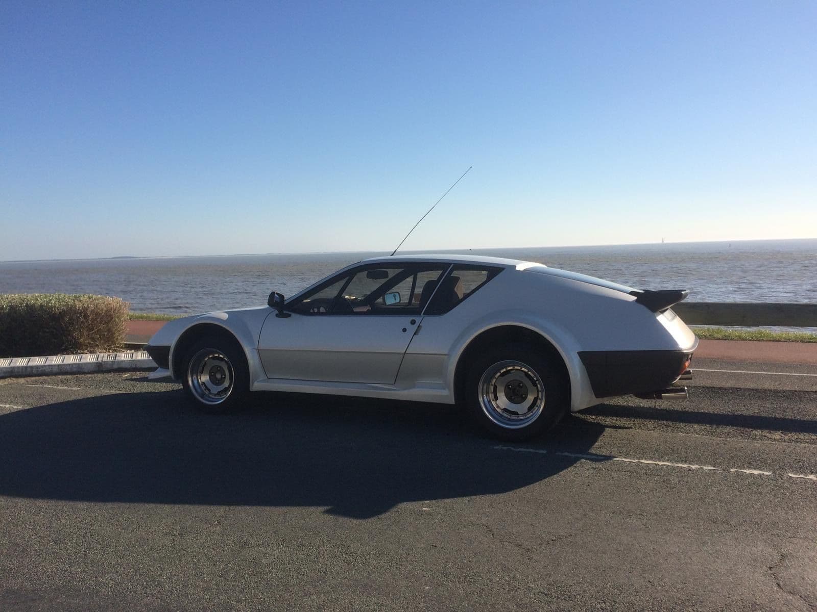 Cette Alpine A310 datant de 1983 est estimée aujourd'hui à 45 000 euros. ©DR
