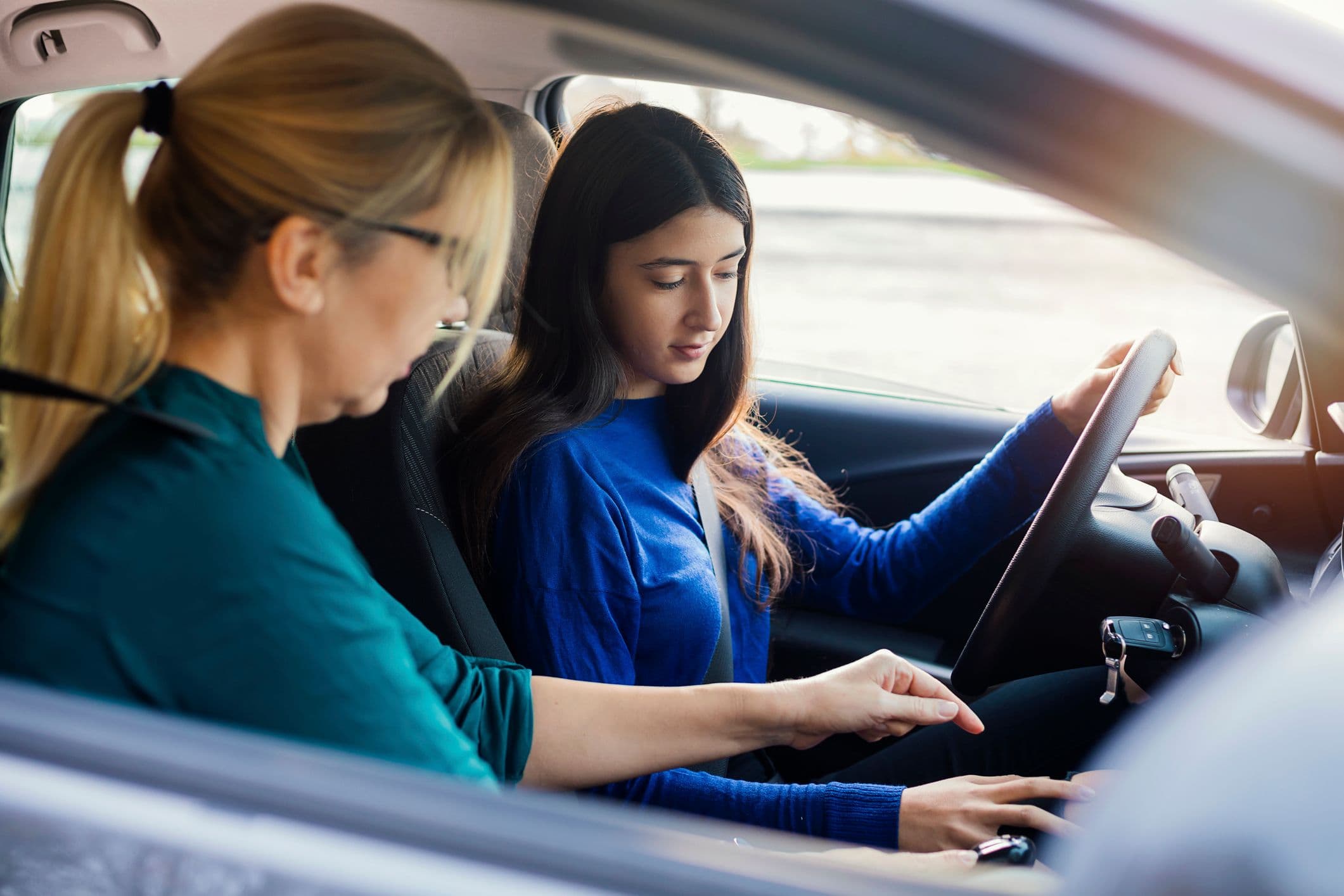 Stych : L'auto école - Le permis dès 649€ - Code Gratuit