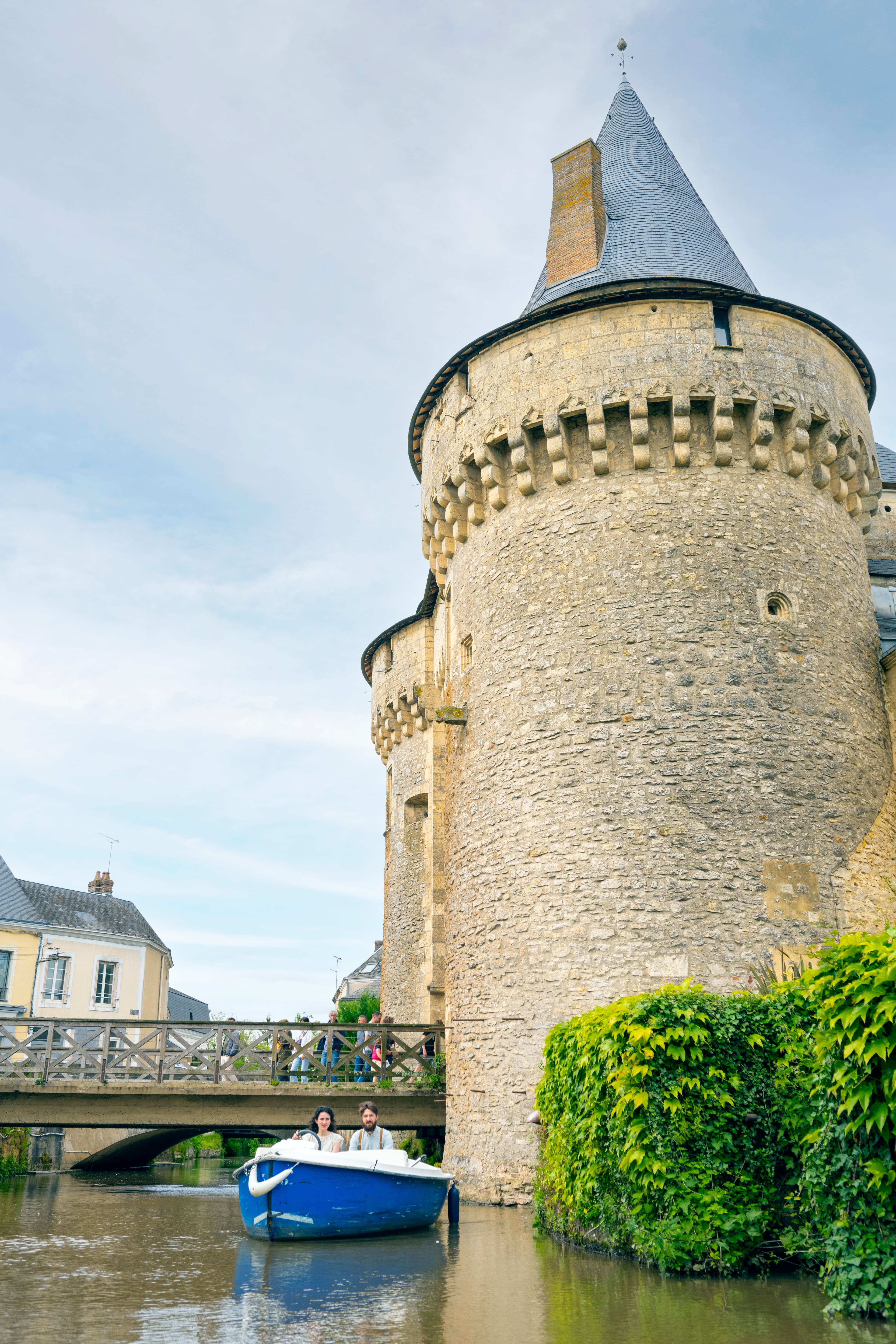 Découvrez la Ferté-Bernard sous un autre angle, lors d'une balade sur l'Huisne. ©Pascal Beltrami
