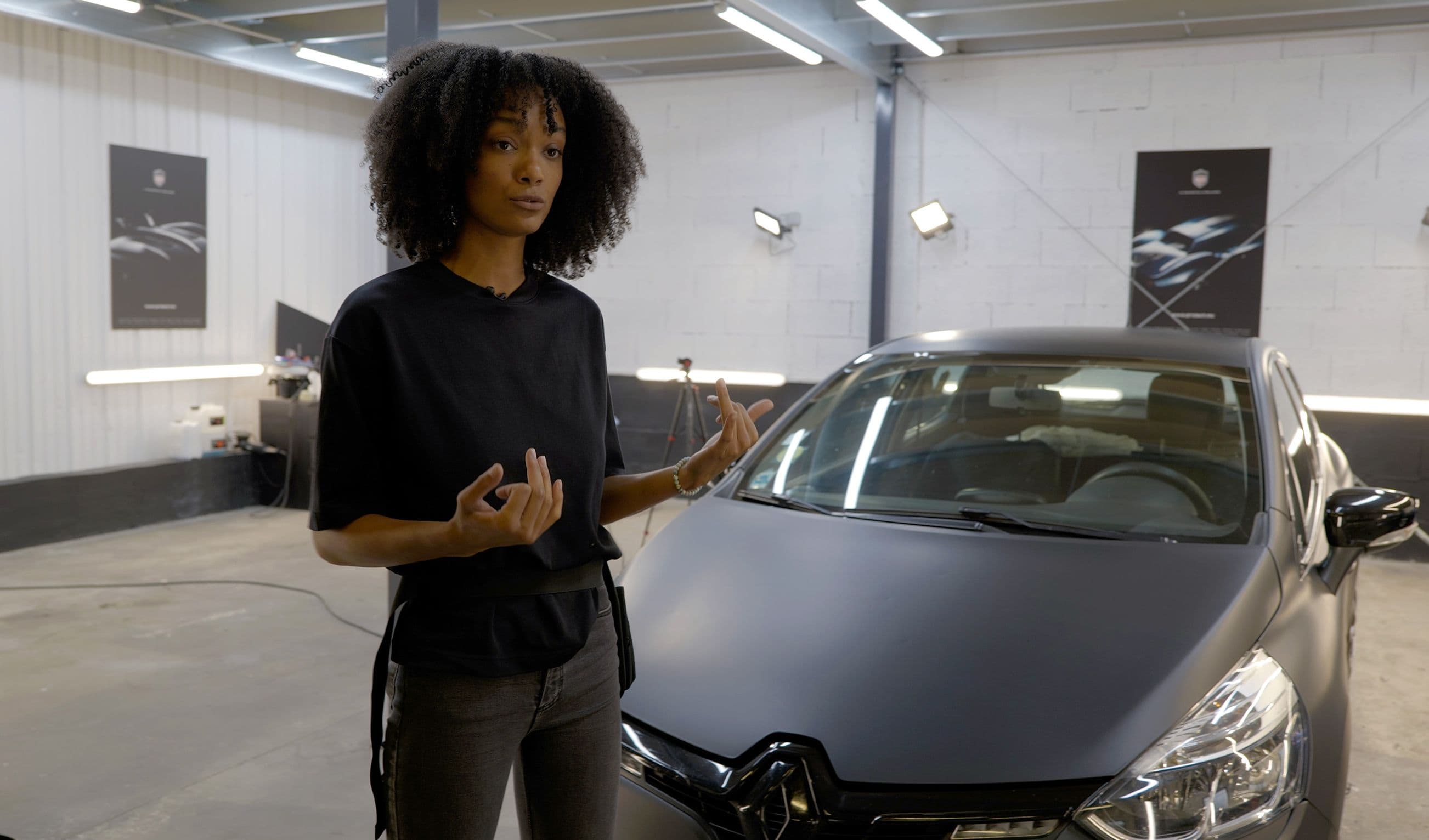 Morgane nous présente un covering sur sa voiture personnelle.