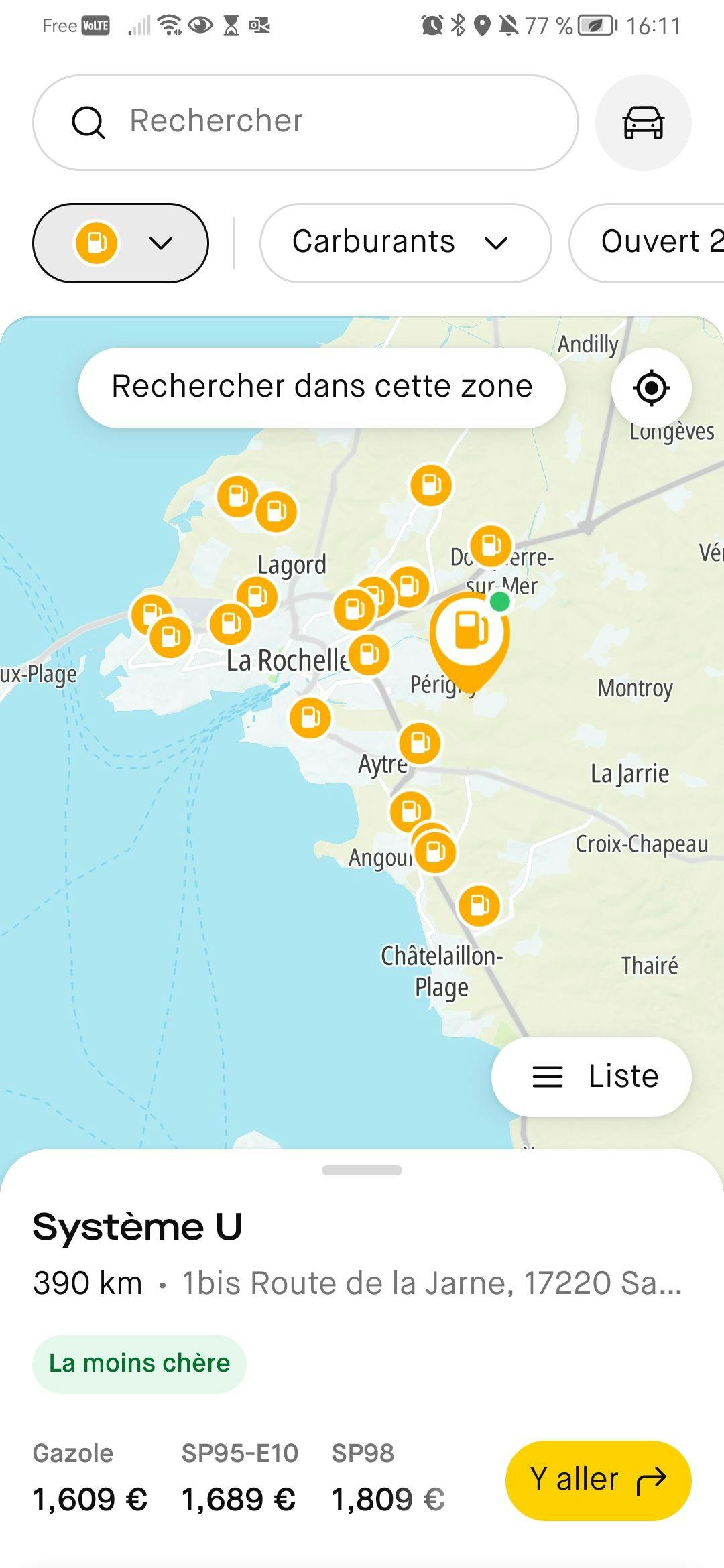 L'application Roole Map vous permet de comparer les prix du carburant dans les stations situées aux alentours de votre position géographique. ©Roole