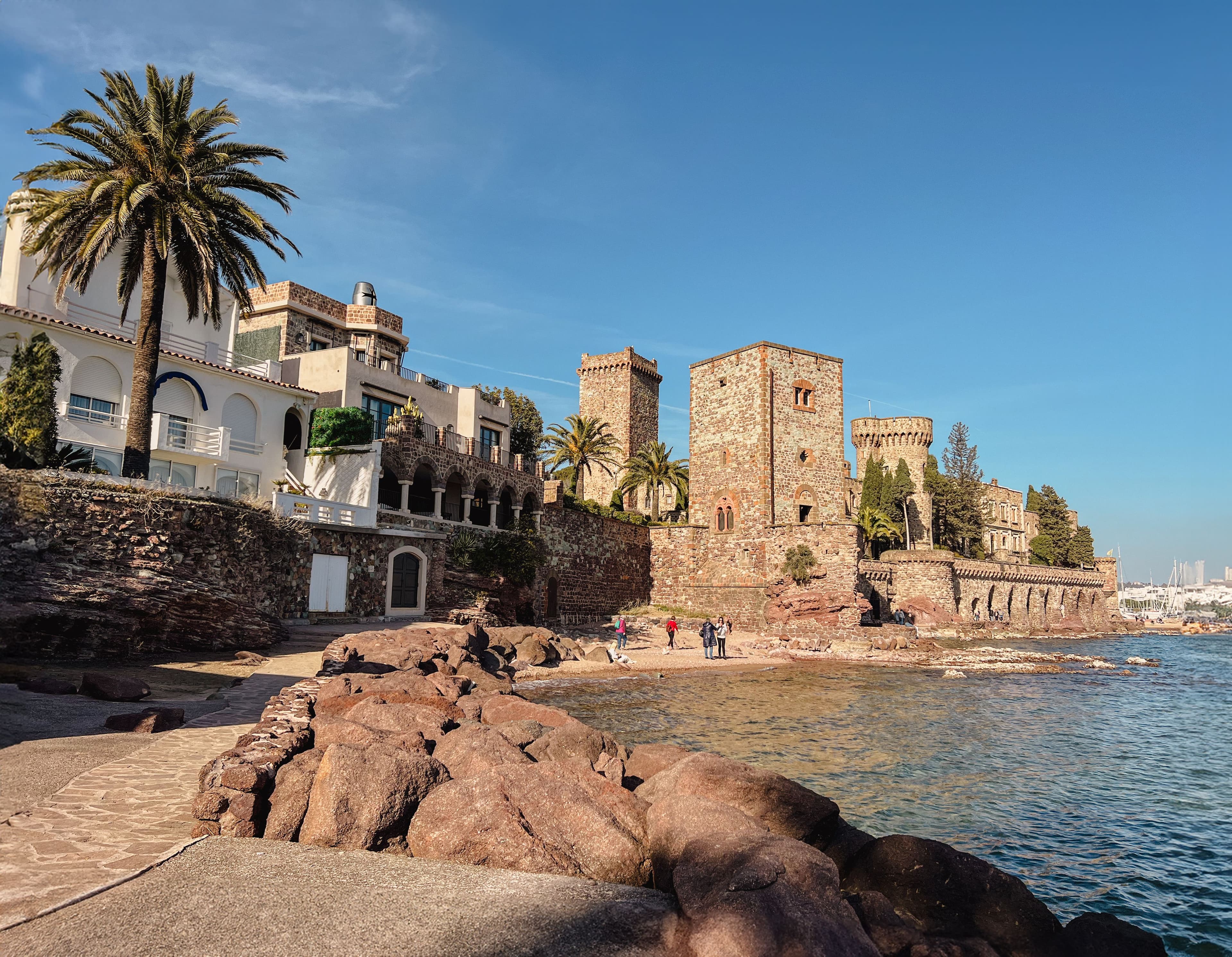 Le Château de La Napoule, sublime forteresse médiévale. ©nature_voyages_decouvertes