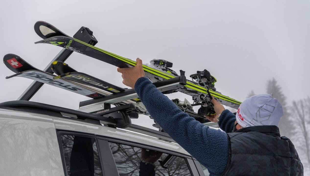 Porte ski sur barre de toit voiture, Porte ski sur barres 3 paires antivol