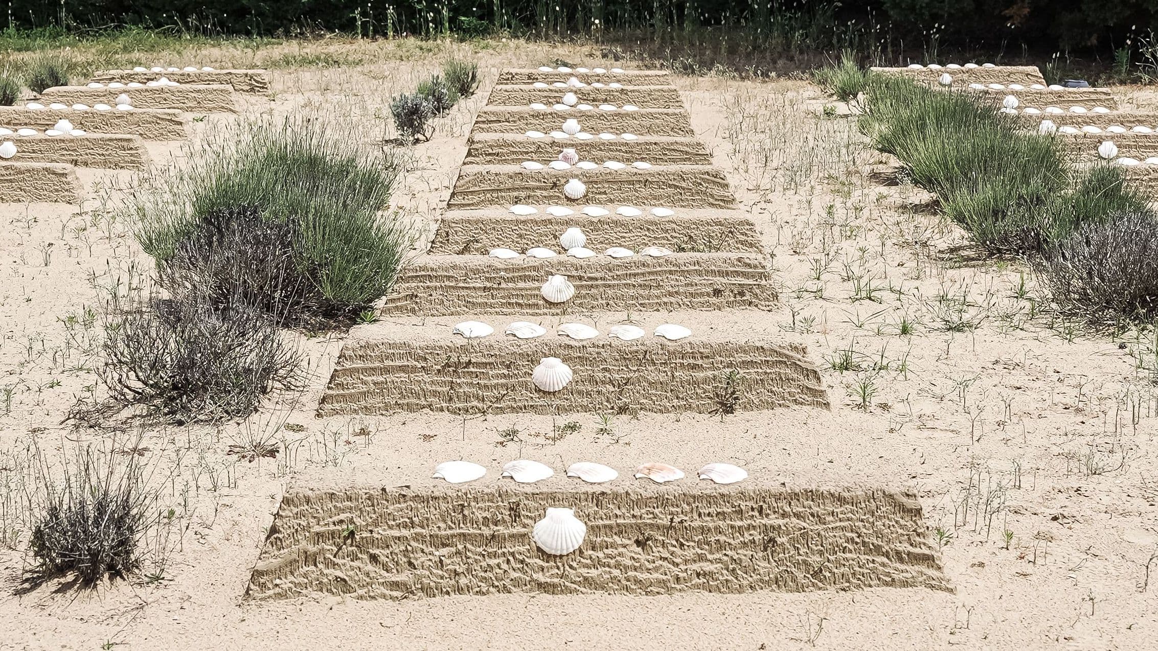 Le cimetière insolite du Couvent des Bernardines. ©Roole
