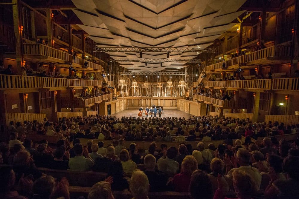 Soirée musicale à la Grange au Lac à Évian-Les-Bains. ©Matthieu Joffres