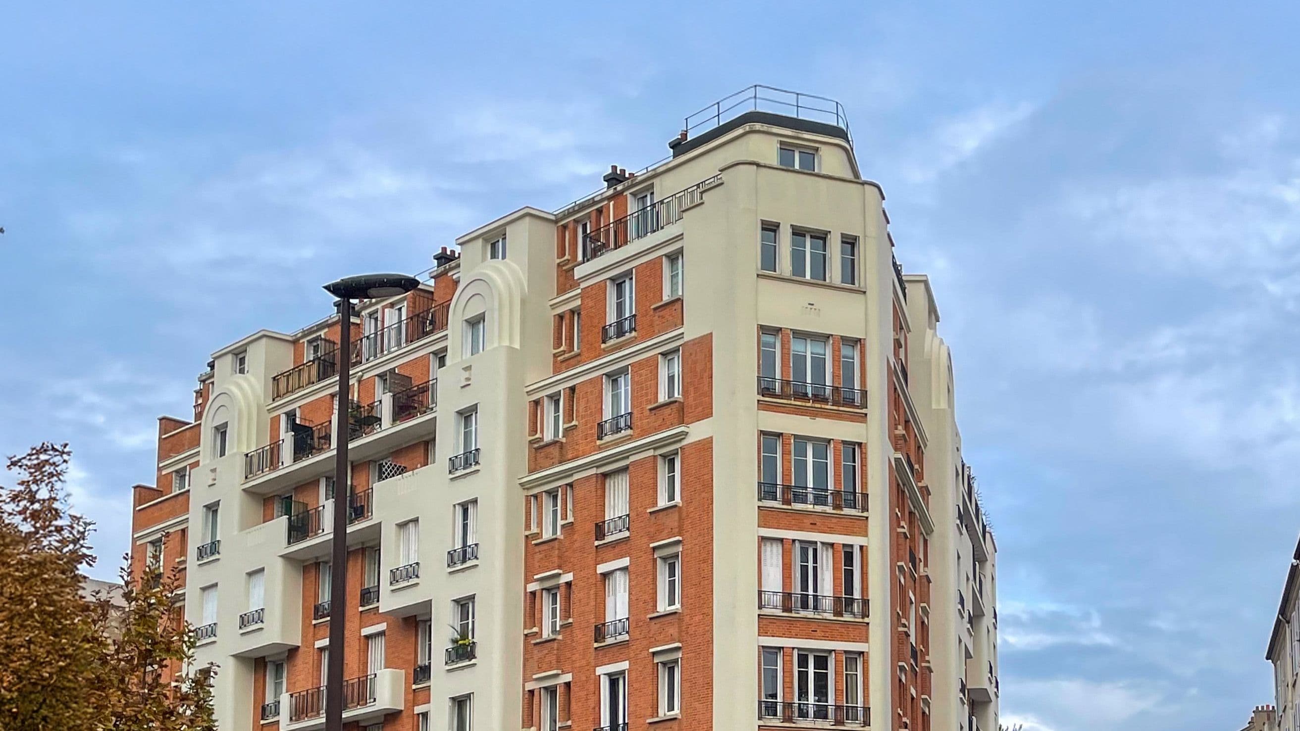 Vue d'un immeuble haussmanien 