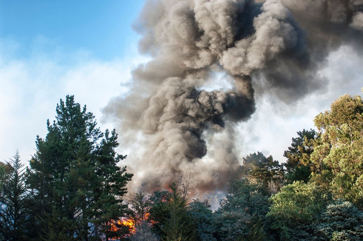 L'autoroute A9 est fermé à la circulation dans les deux sens suite à l'incendie déclenché dans l'Aude.