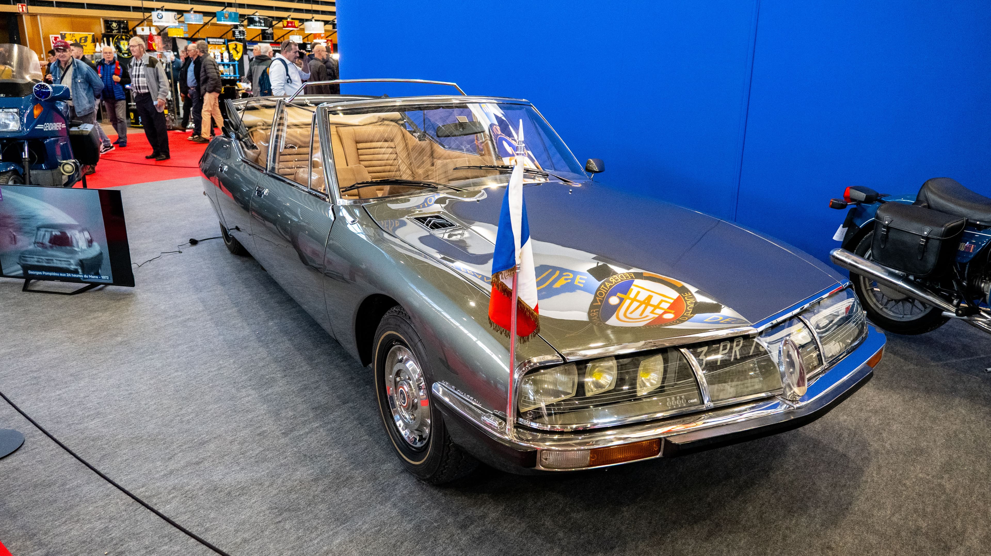 La Citroën SM Chapron exposée au salon Équip'Auto 2025.