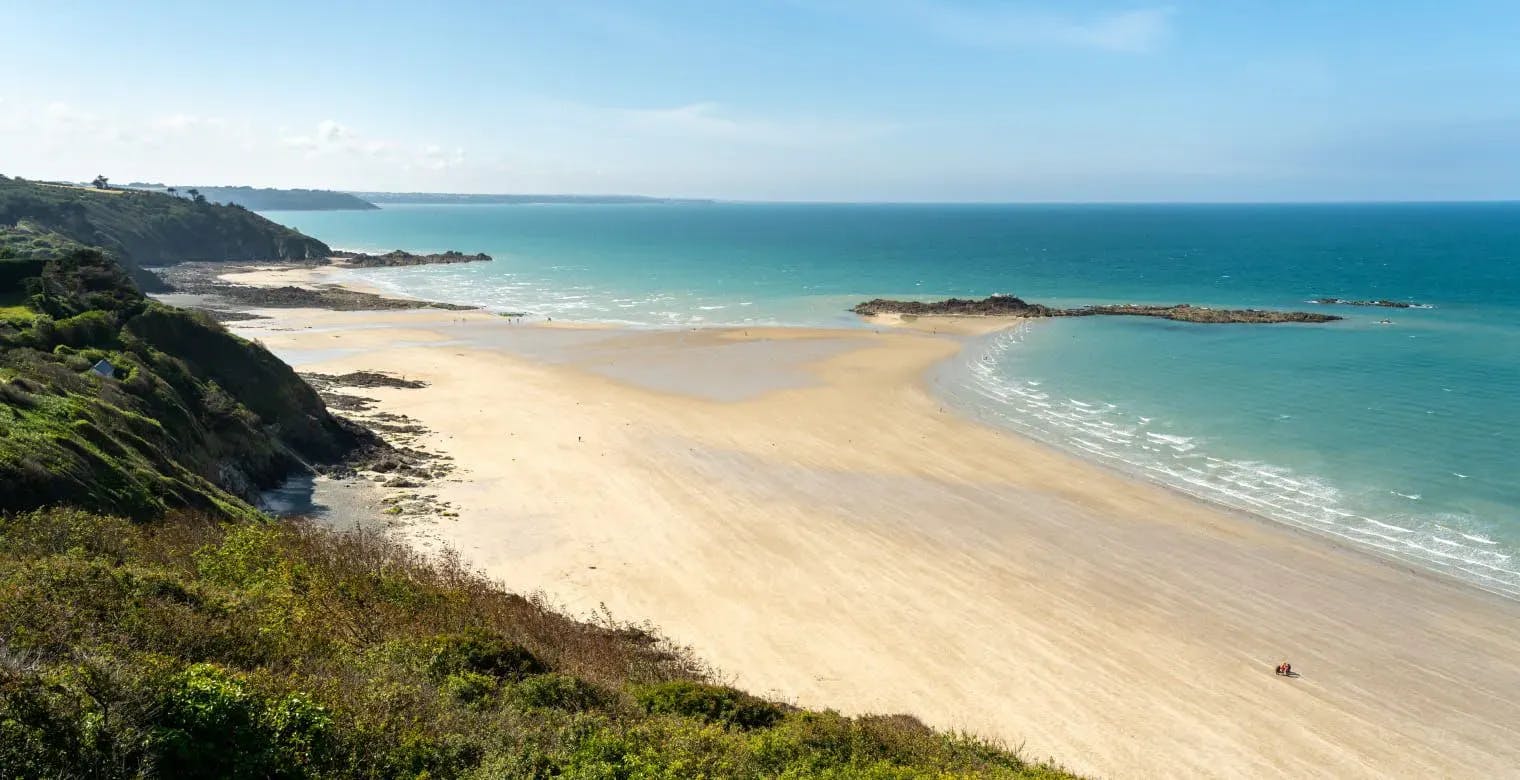 La pointe du Roselier, à la sortie de Saint-Brieuc. ©Roole