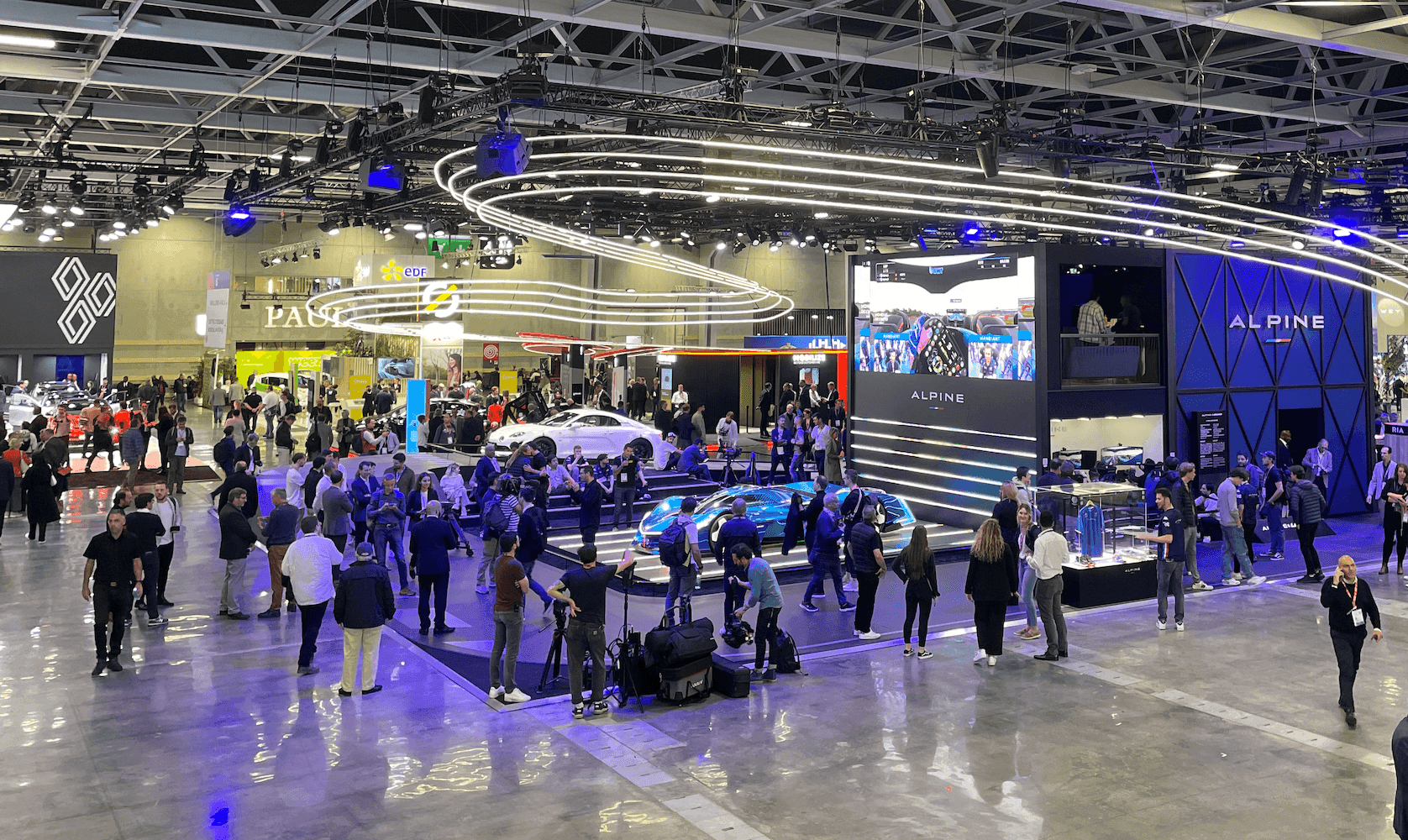 Stands au Mondal de l'Auto 2022.