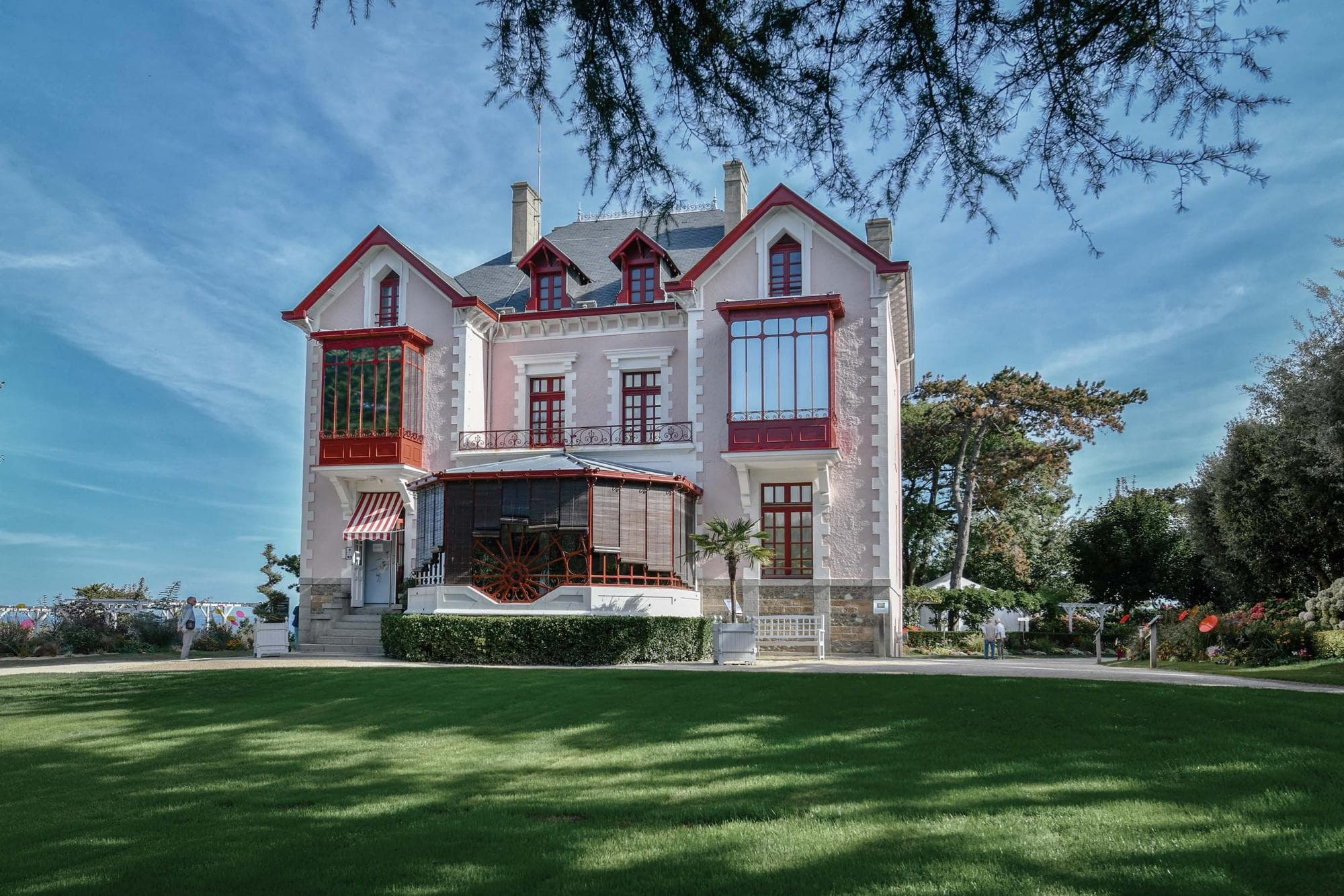 L'ancienne maison familiale du grand couturier. ©Réseau musées Normandie