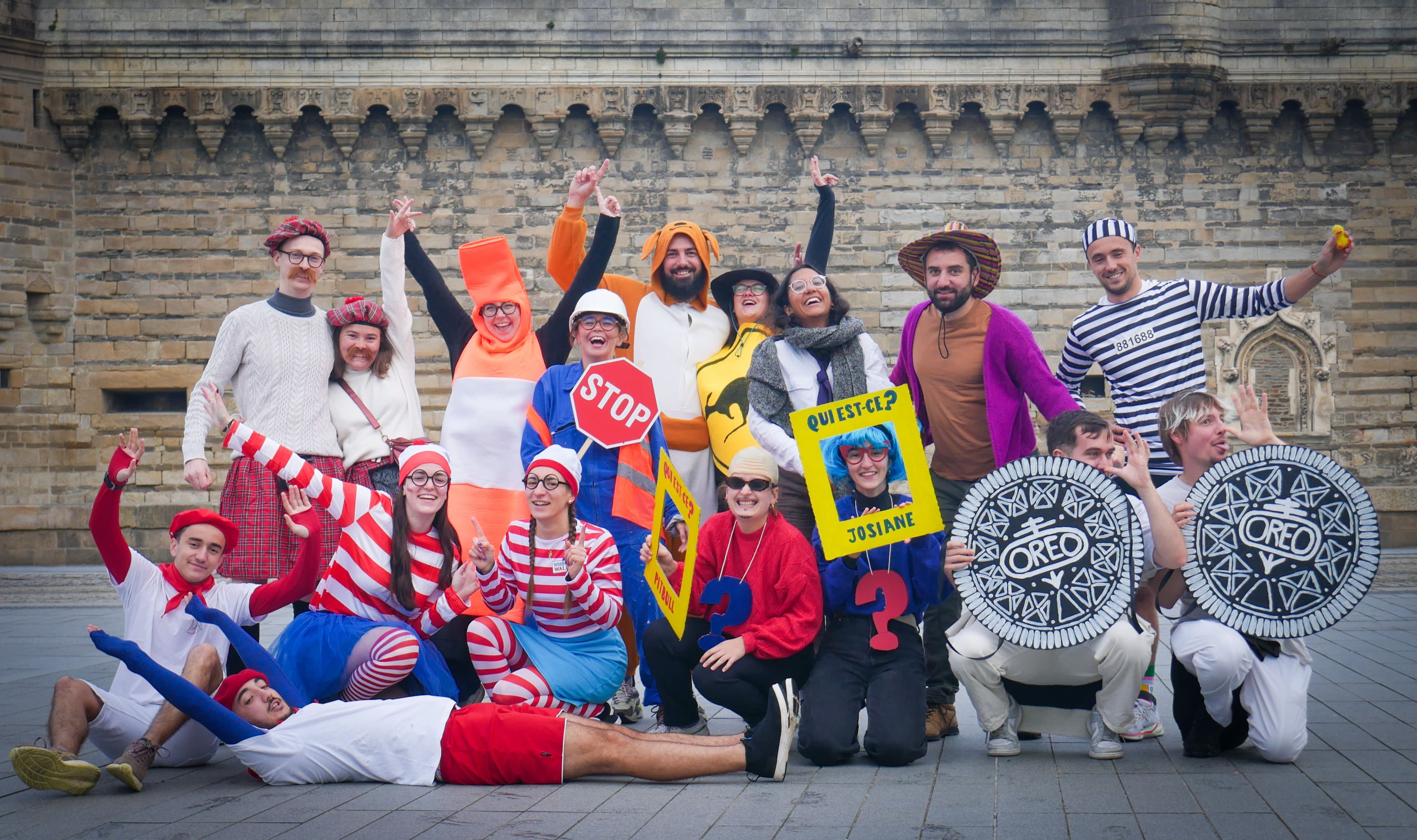 Photo de tous les participants de la dernière course Ose Aventure.  