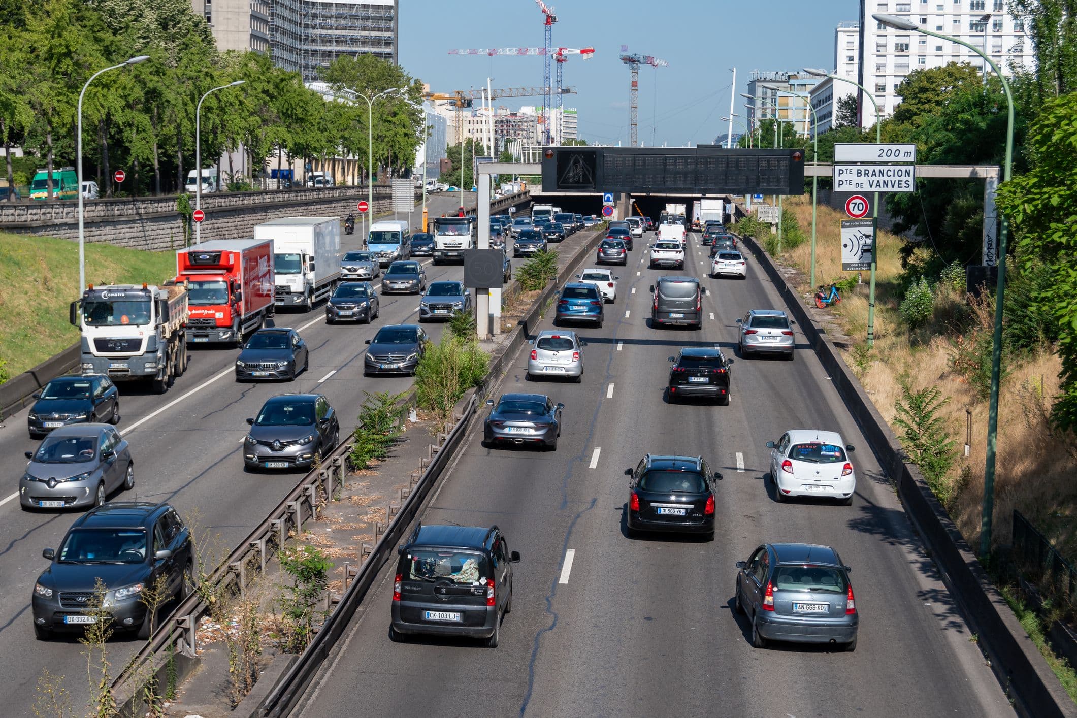 Une photo du périphérique parisien.