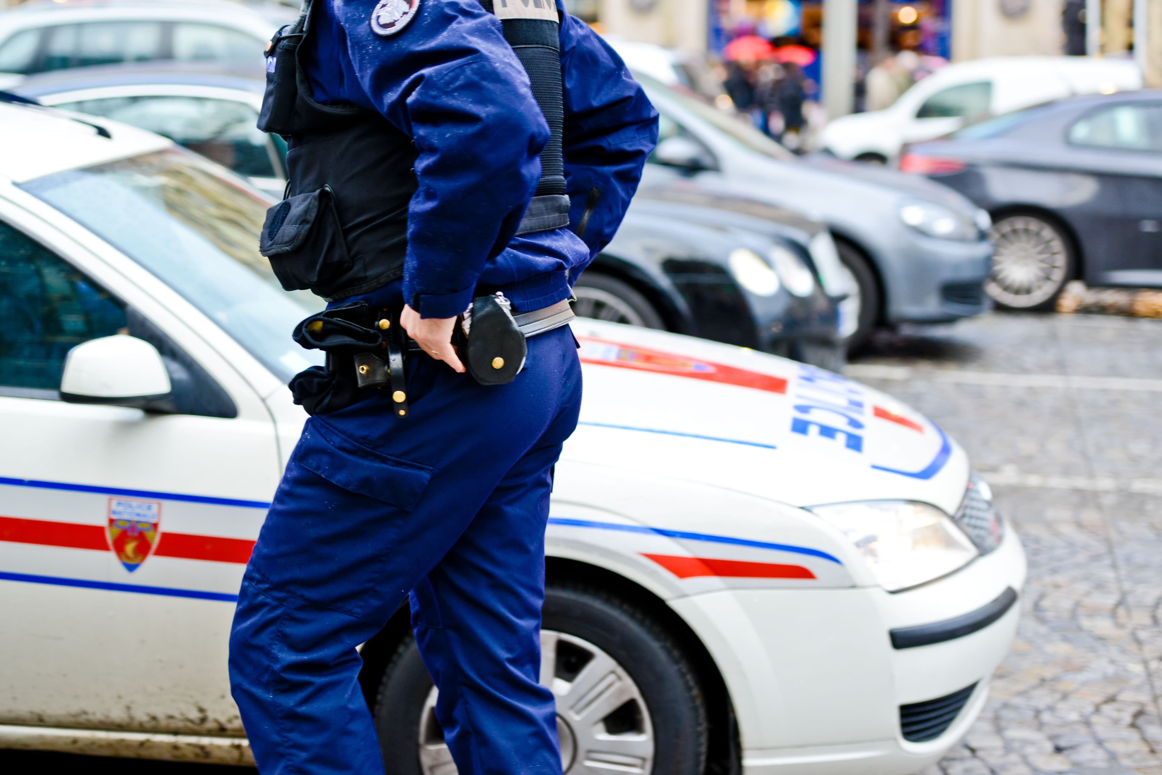 Photo d'une voiture de police.