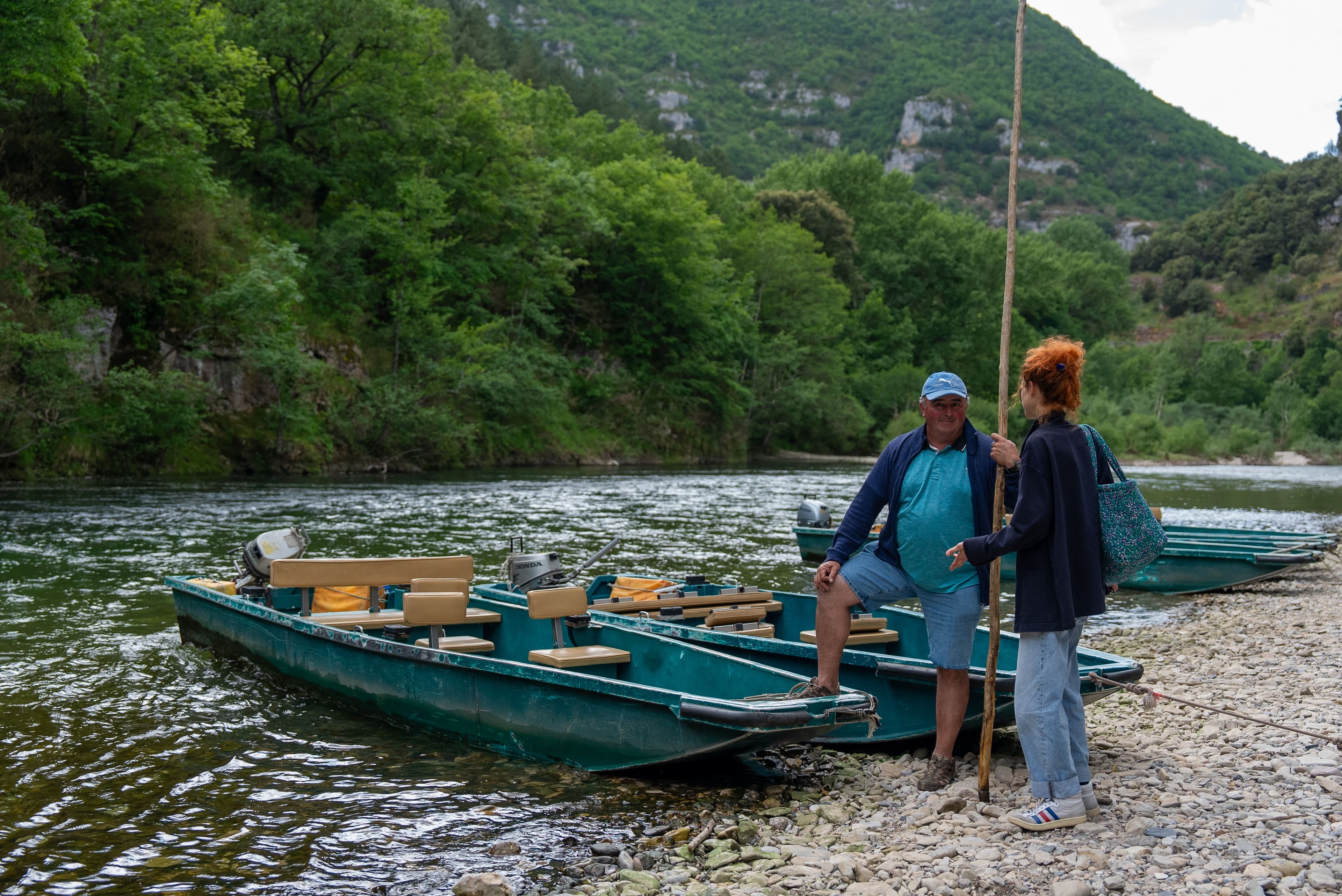 Balade sur les eaux des Gorges du Tarn avec Gilles, des Bateliers du Tarn. ©Roole