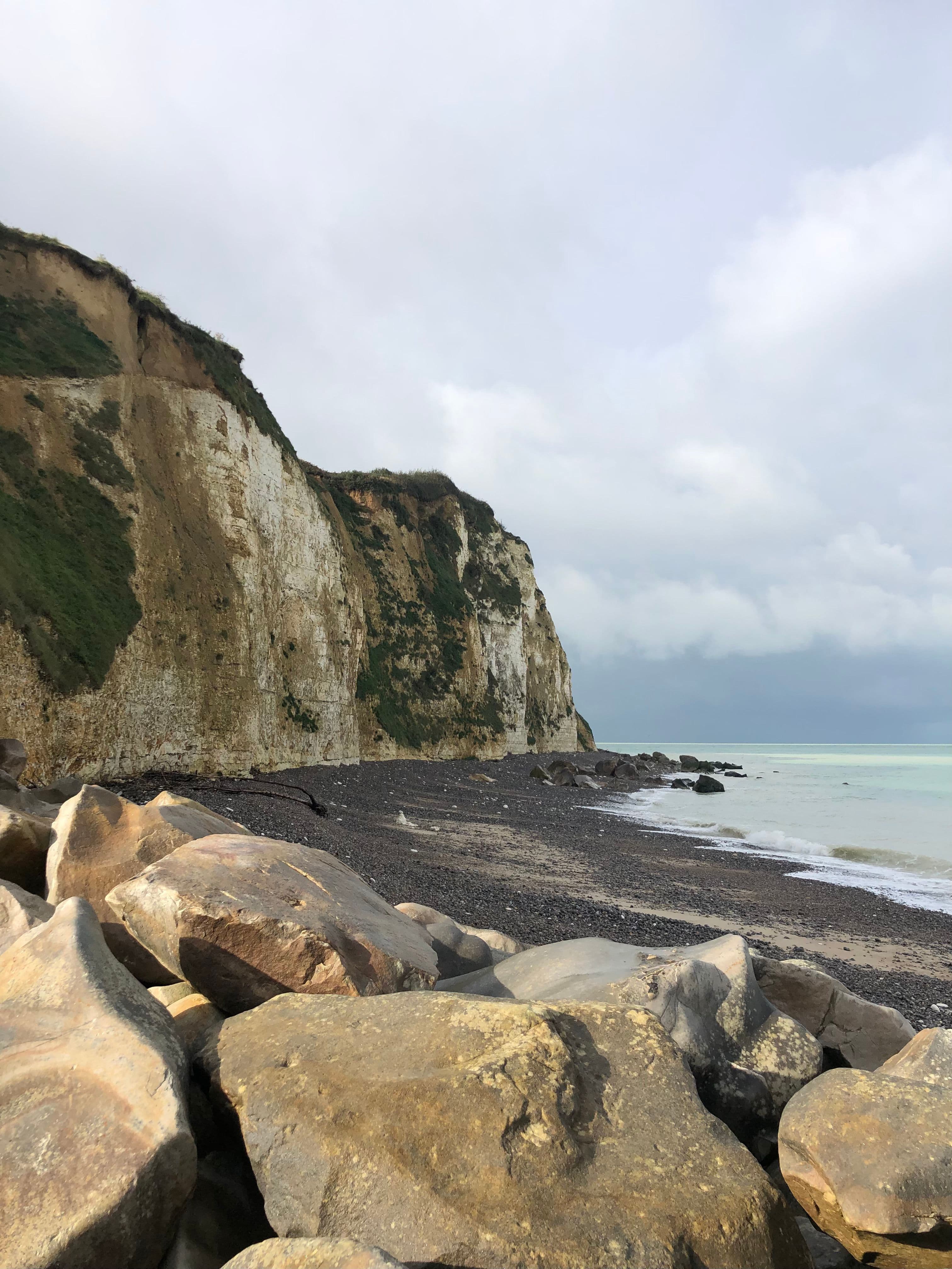 La plage de Varengeville par la descente du Petit Ailly.  ©Roole