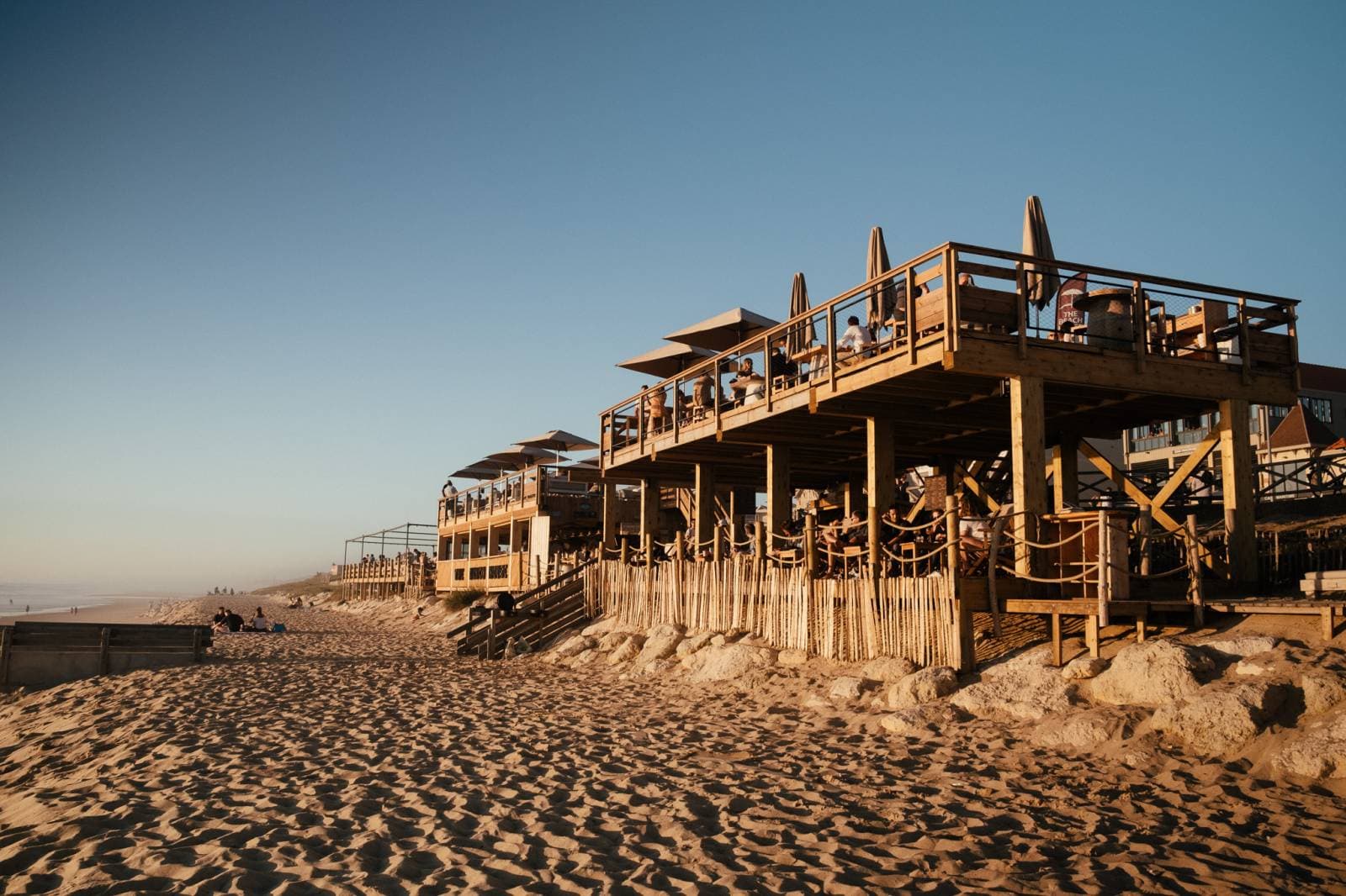 Surf et slow life au programme de cette paillotte de plage. ©BeachHouse by CaféMaritime