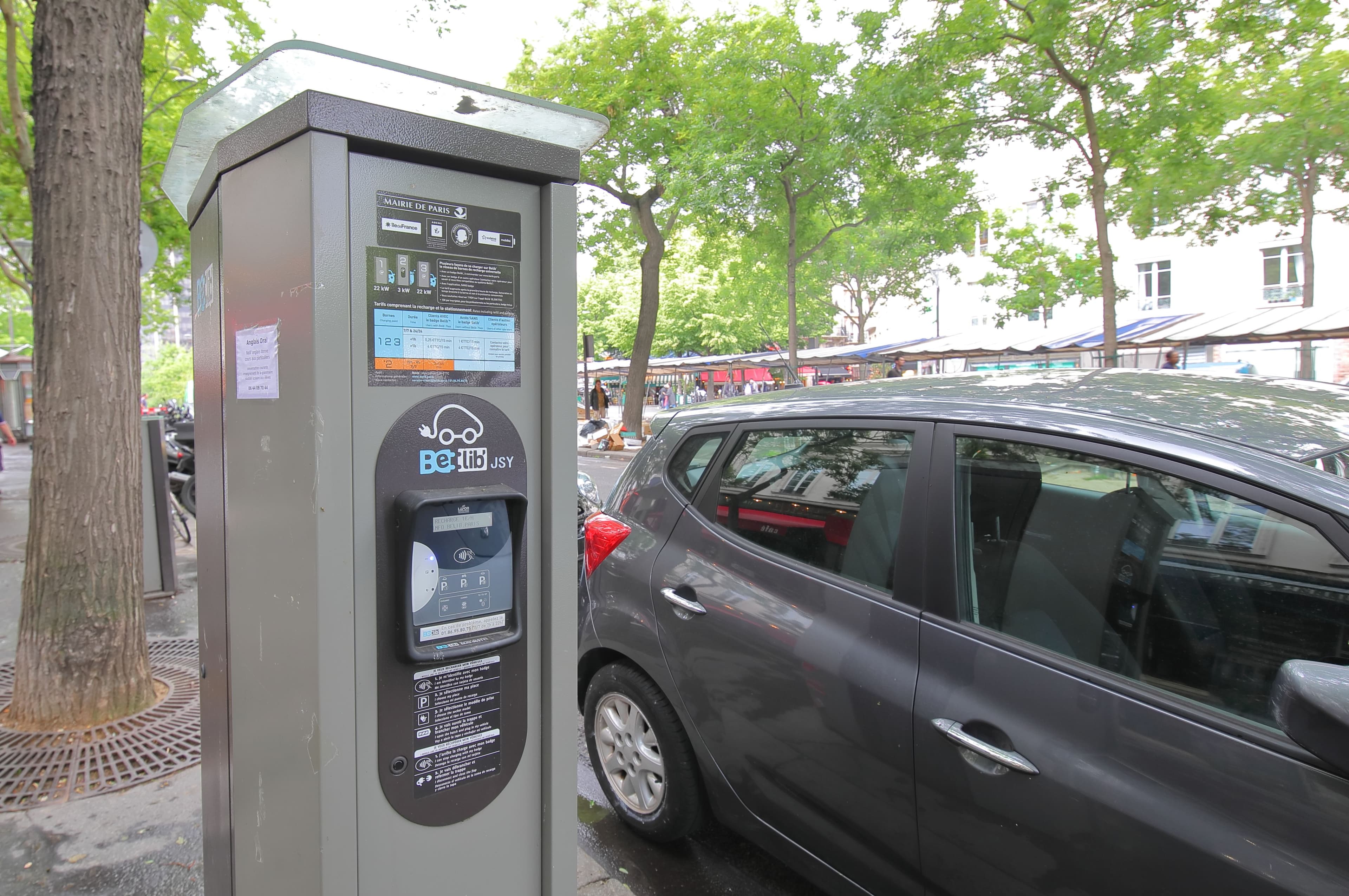 Bornes électriques: une rallonge de 200 M€ pour accélérer le