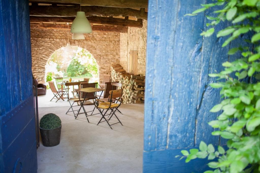 Le Clos du Perret, une charmante maison d'hôtes où séjourner lors d'une escapade aux Monts du Lyonnais. ©ClosduPerret
