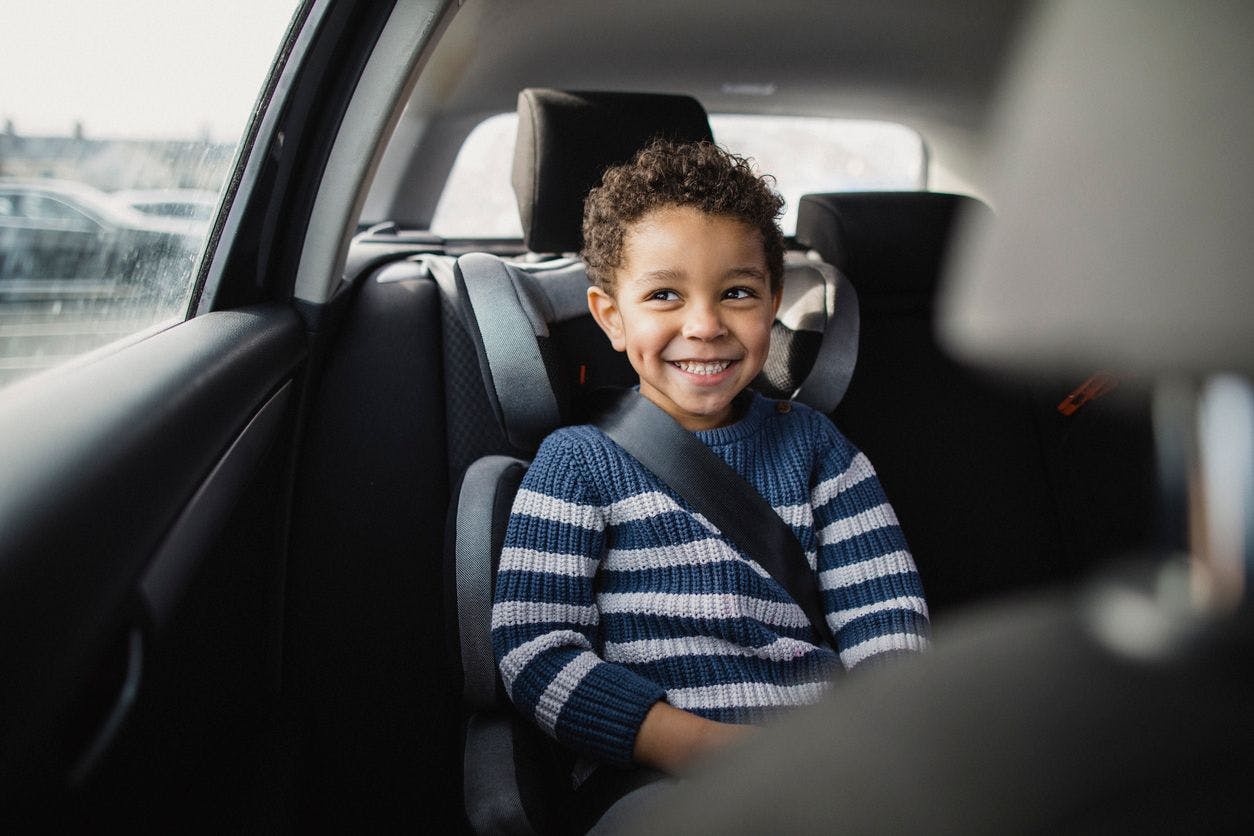 Protège ceinture de sécurité de voiture fait en tissu pour enfant et adulte