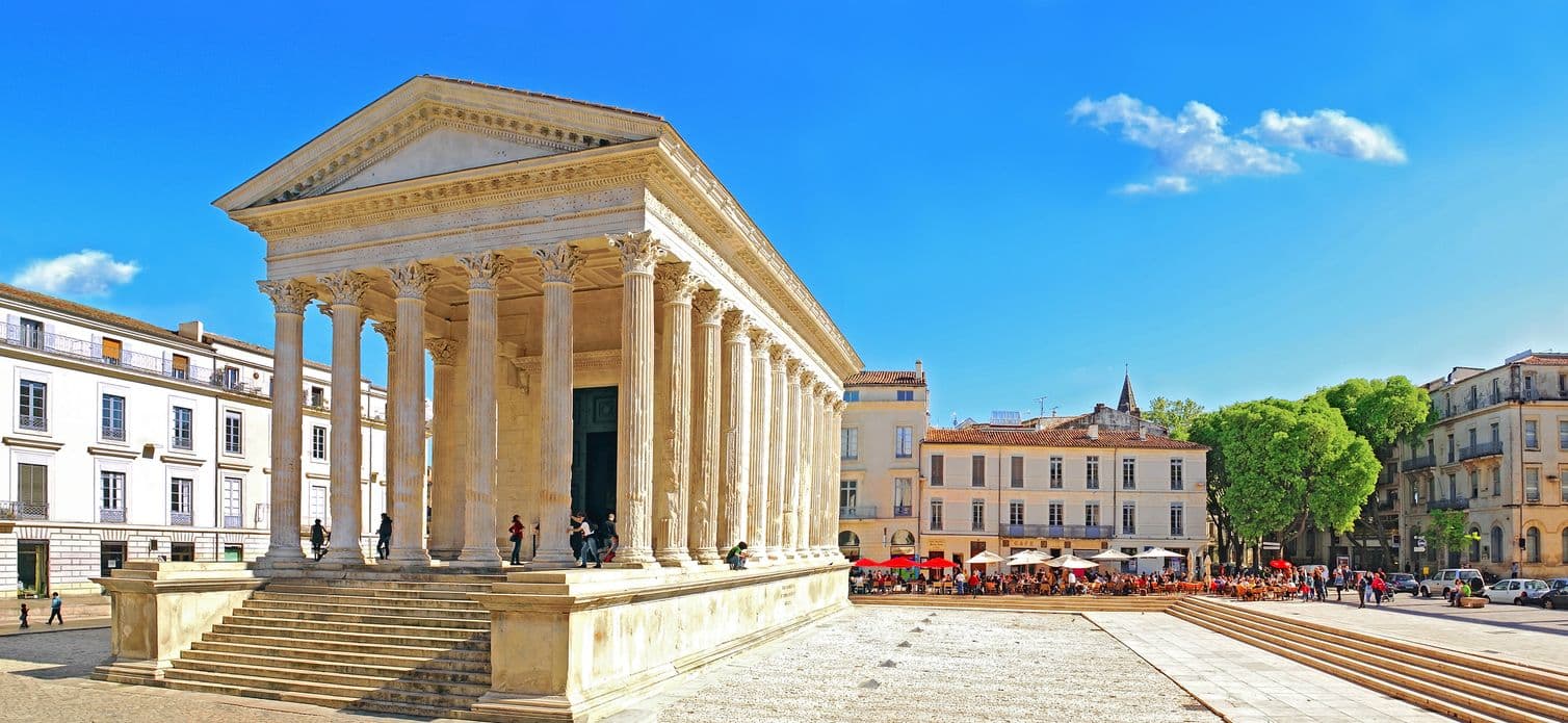 La maison carrée, symbole du passé antique de Nîmes. ©Max Labeille