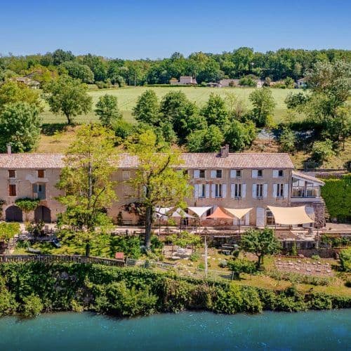 Profitez de la vue sur le Tarn pendant votre séjour Ô Berges de Brens. ©OBergesdeBrens