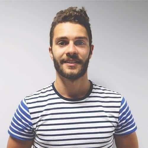 Valentin Cimino, journaliste spécialisé en électromobilité et tech pour Roole Média