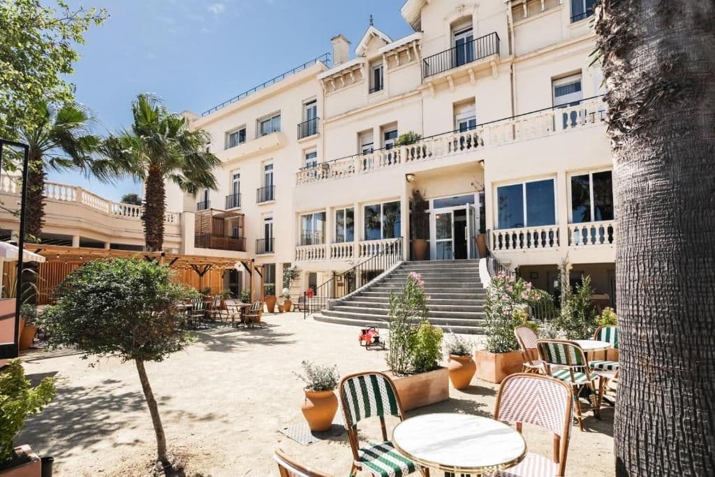 Bâtisse historique, rénovation soignée et emplacement idéal : le pari gagnant de la Villa Camille. ©HôtelVillaCamille