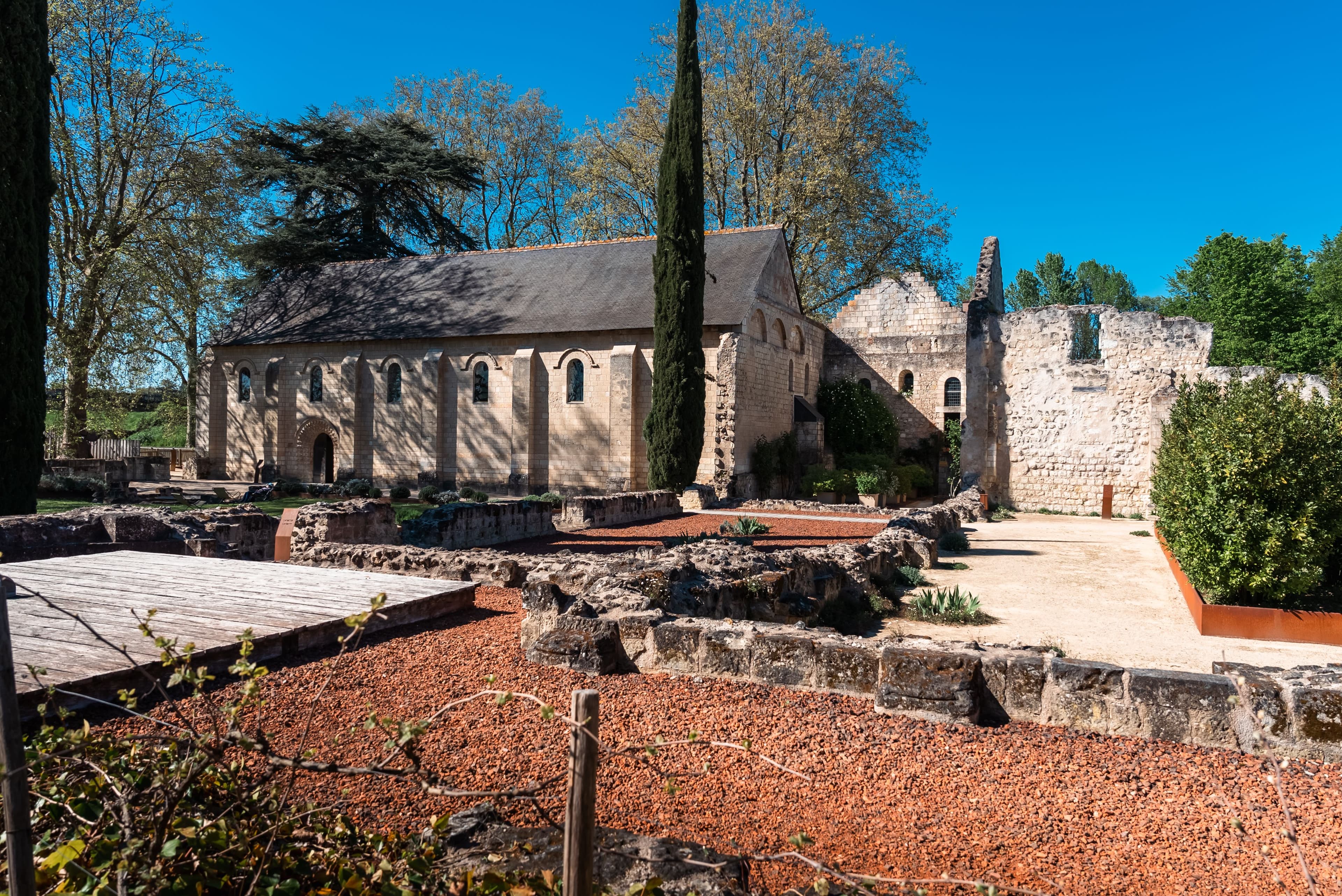 Le Prieuré Saint-Cosme, la dernière demeure de Pierre de Ronsard. ©Roole