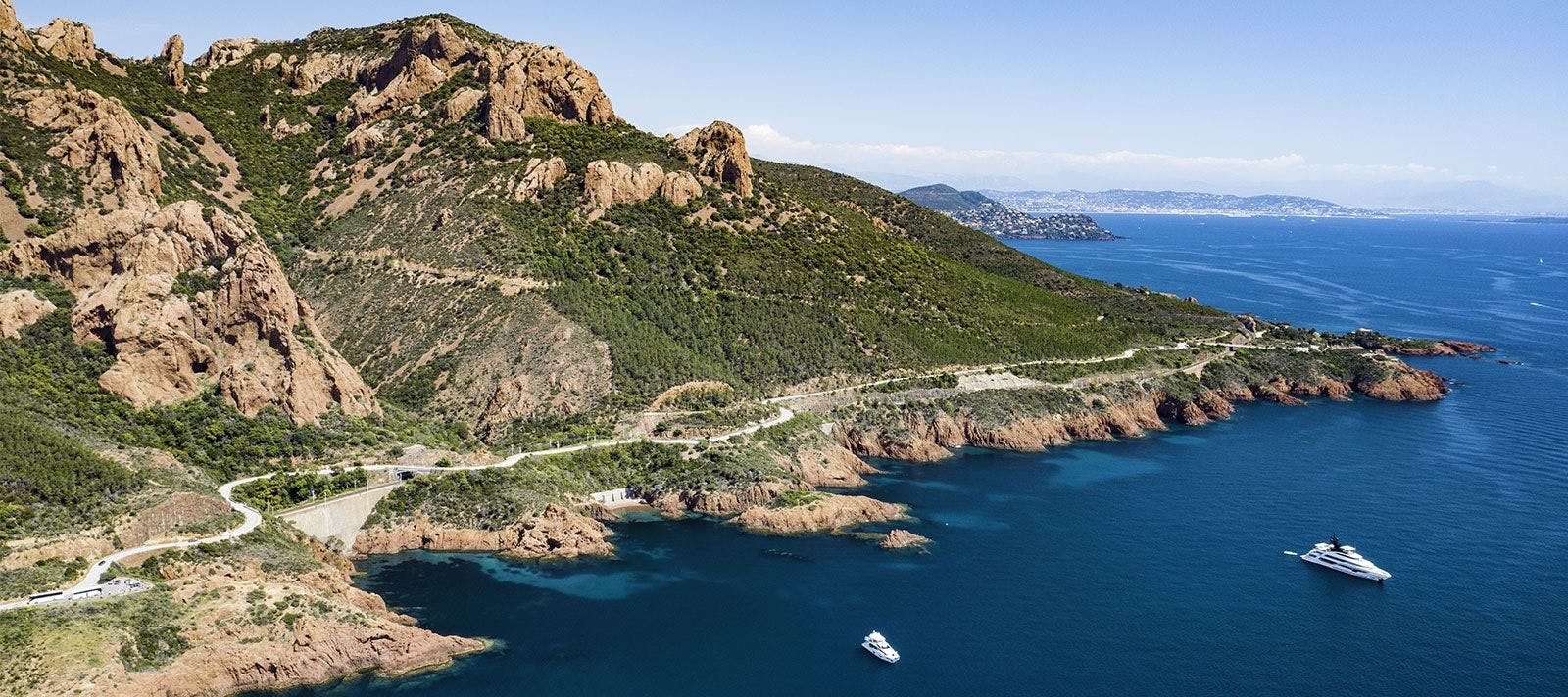 Le Cap Esterel sur la Côte d'Azur.