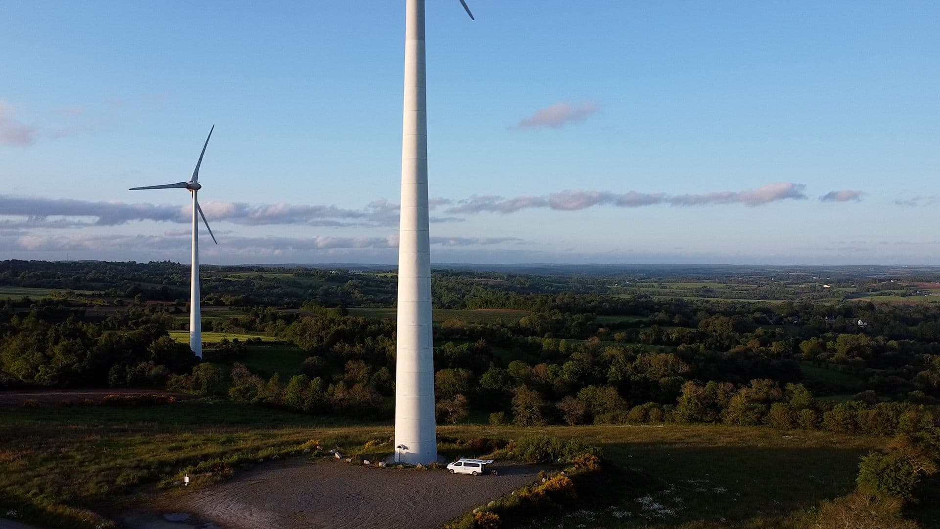 Passer une nuit au pied d'une éolienne... Une expérience insolite ! ©Roole