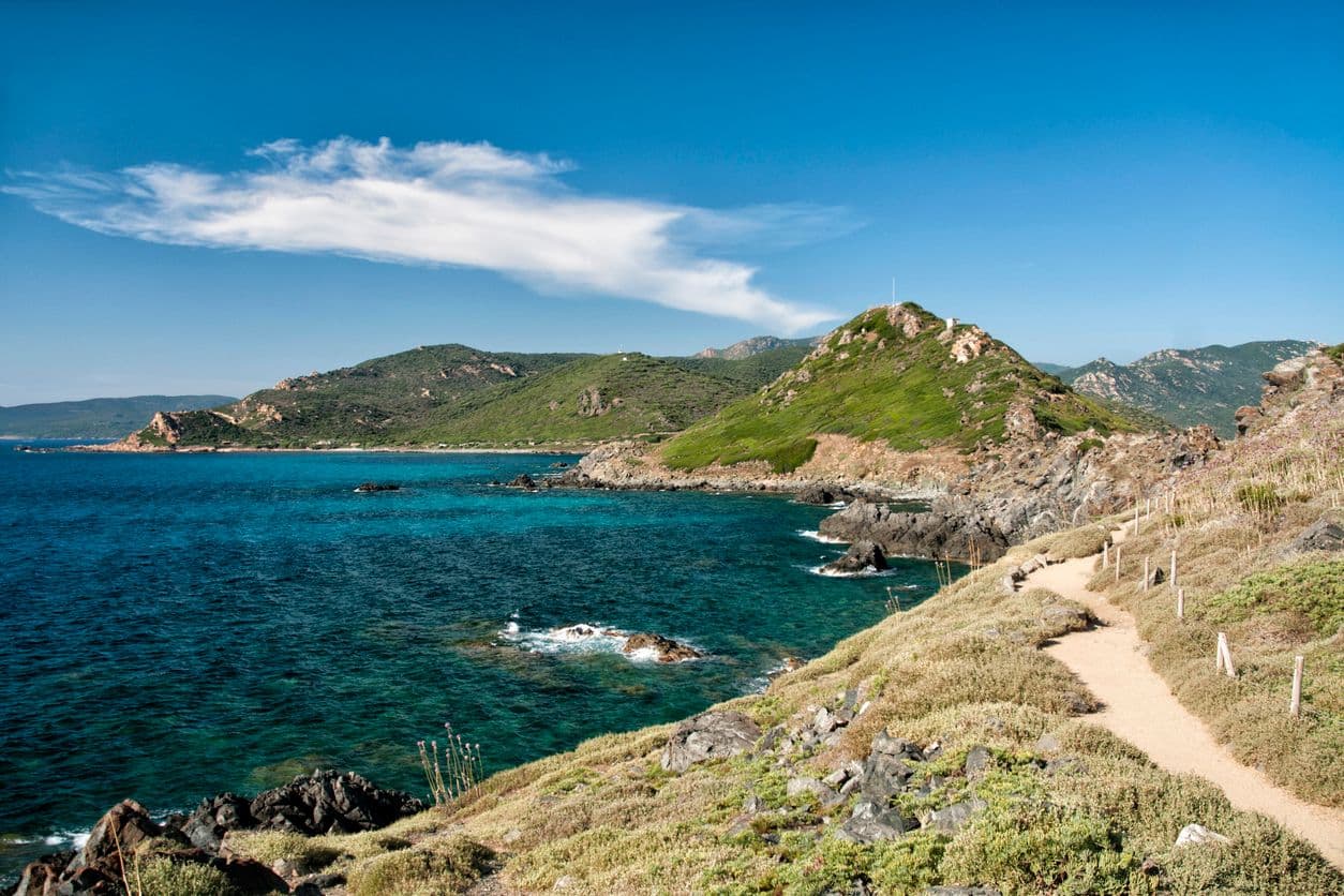 Sublimes et sauvages : les îles sanguinaires se dévoilent depuis le Capo di Feno et se découvrent en bateau. ©legna69