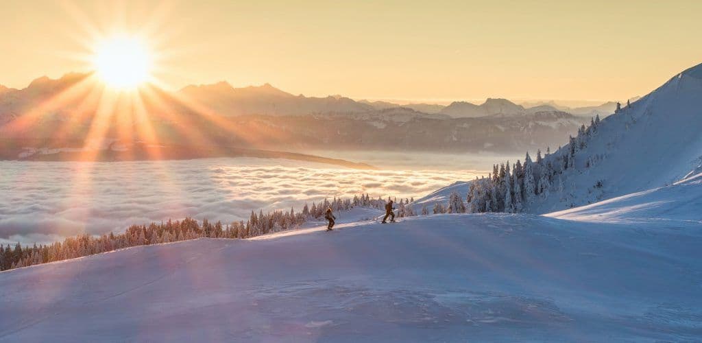 Ski de randonnée aux Rousses. ©Nicolas Gascard, Jura Tourisme