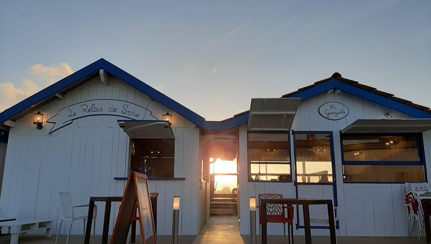 Coucher de soleil au restaurant Le Relais de Sophie. <b>©</b>Relais de Sophie